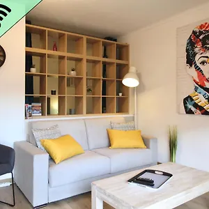 Cosy And Quiet In Appartement